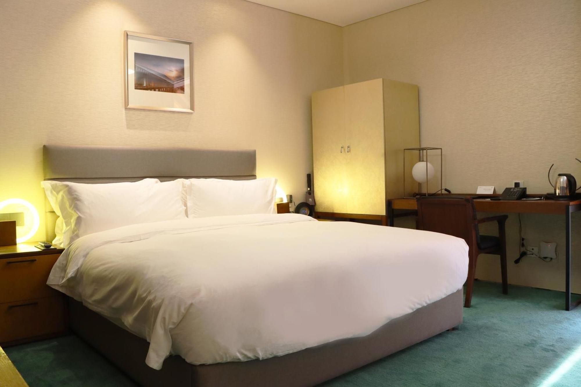 The Sifang Hotel Nanjing, Autograph Collection Nanking Buitenkant foto